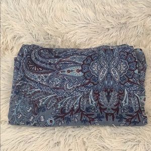 Last Chance!! NWOT H&M Blue Paisley Infinity Scarf